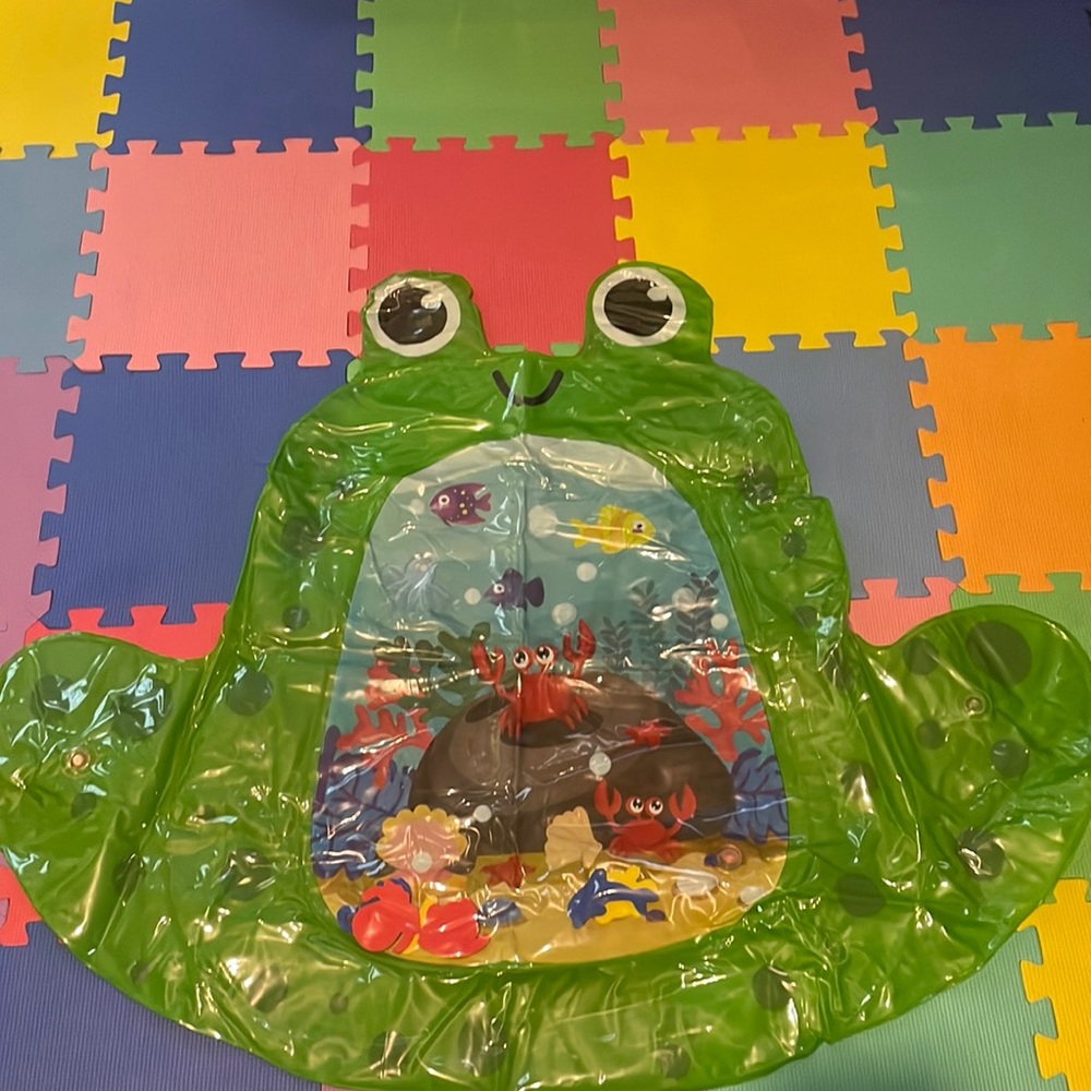 Baby water mat